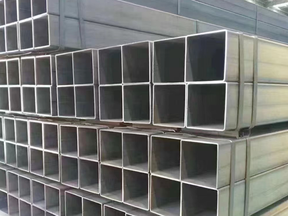 Qara zolaqlı düzbucaqlı boruların üstünlükləri və tətbiqləri nədir