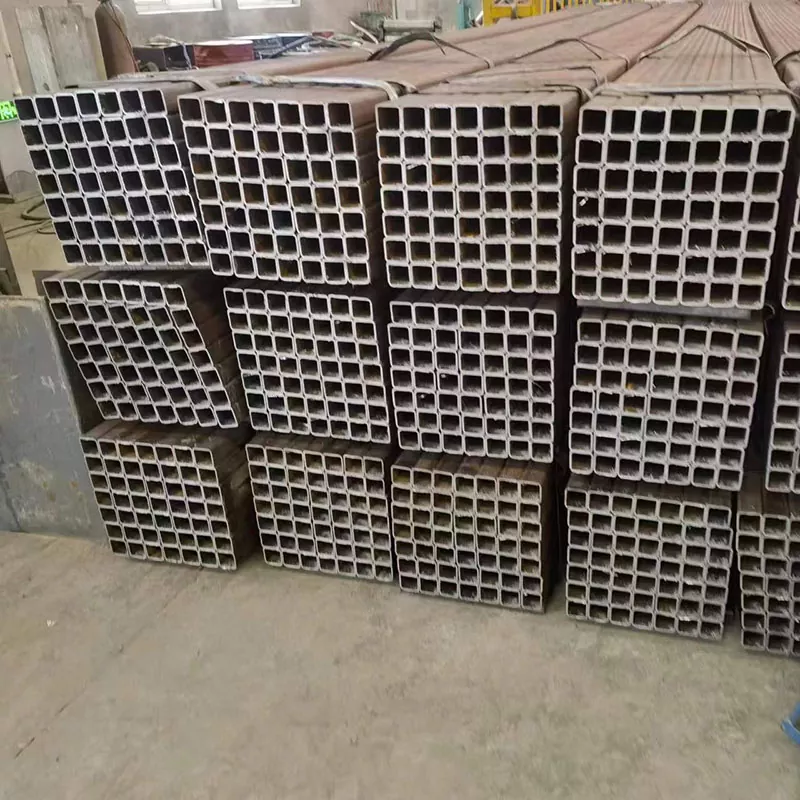 Qalın Qara Düzbucaqlı Boru